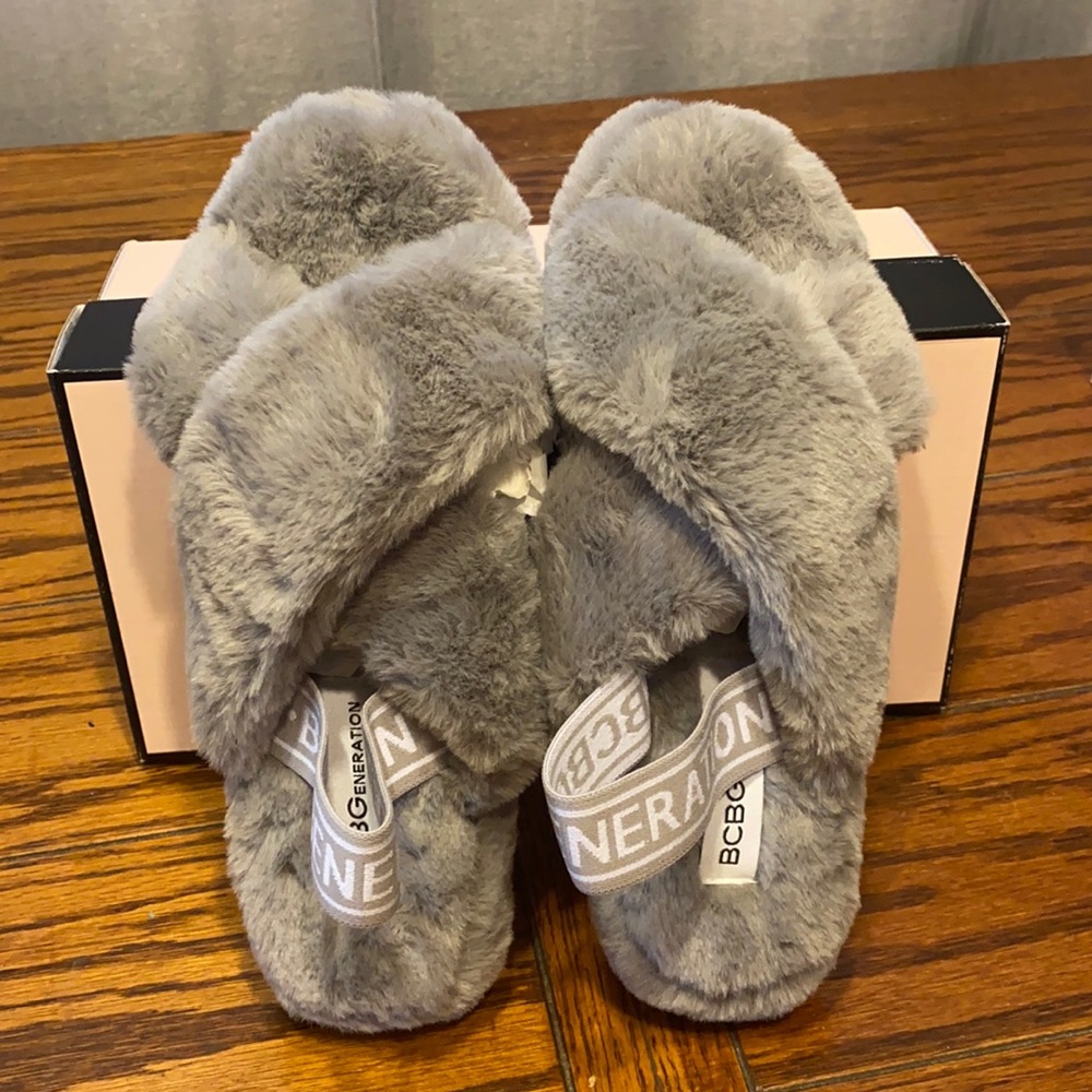 BCBGeneration fuzzy grey Slides.
